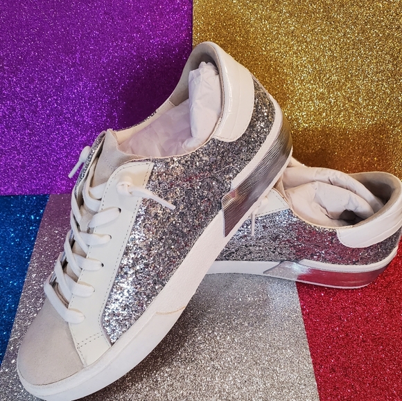 Dolce Vita Shoes - Dolce Vita Zina Silver Glitter NWT Sneakers! 💎💜💘💜💘💎💜💘💜💘💎